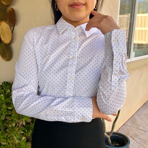 Uniqlo Tops - RESERVED Uniqlo white printed button-down shirt